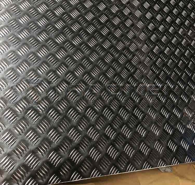 5 bar pattern aluminum tread plate.jpg